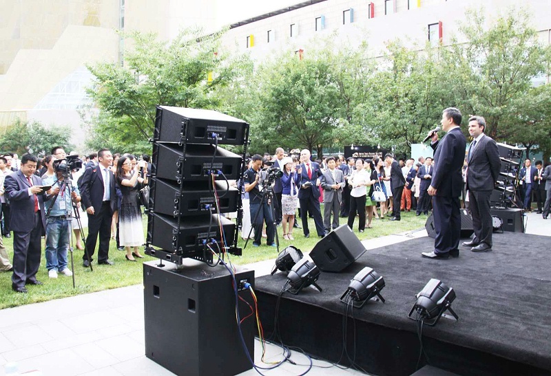 户外演出一级香蕉视频在线的配置和舞台拾音的技巧