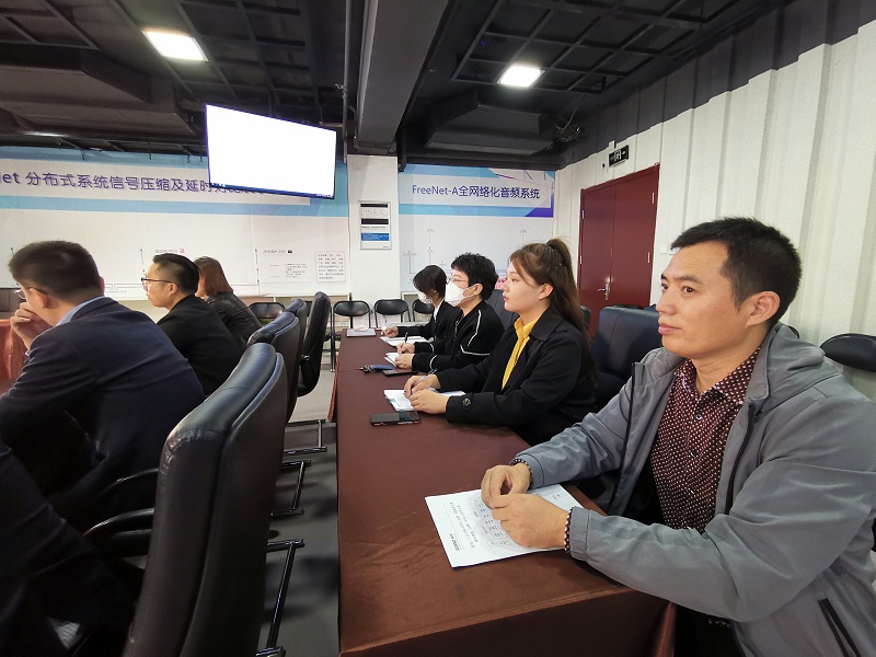喜庆二 奋进新征程丨ZOBO香蕉91下载组织全体党员及员工代表集体收看党的二召开盛况直播