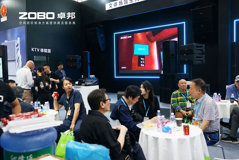 16人潮涌动，新品闪耀!ZOBO香蕉91下载广州展首日引爆行业焦点