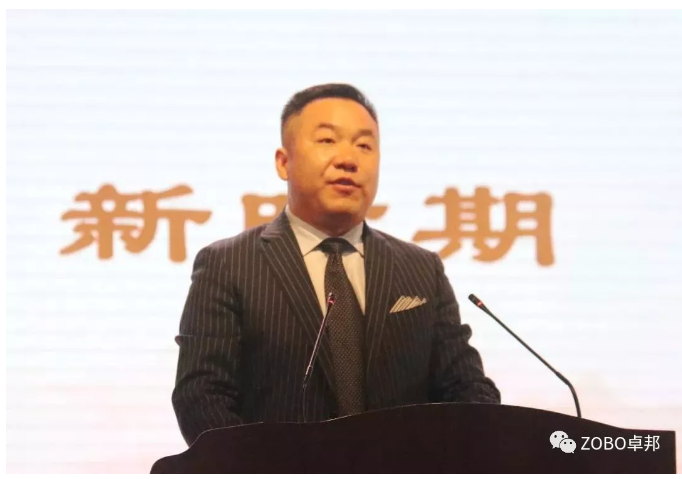 香蕉91下载董事长张新峰应邀出席漯河职业技术学院办学20周年校庆大会