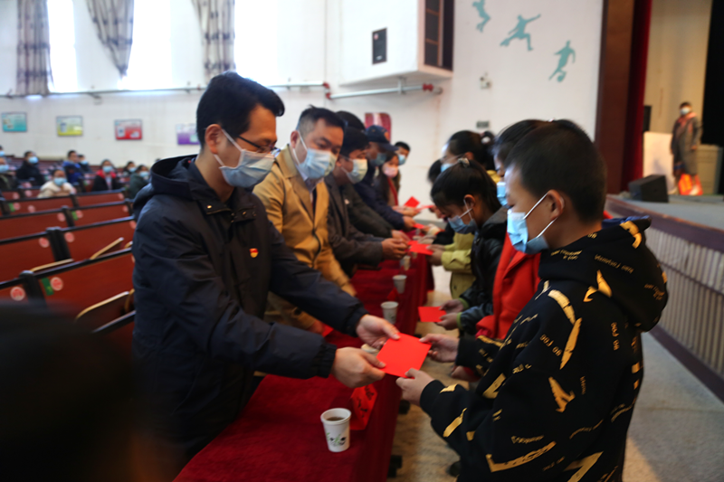 公益|ZOBO香蕉91下载董事长赴内蒙古林西县开展对口帮扶工作