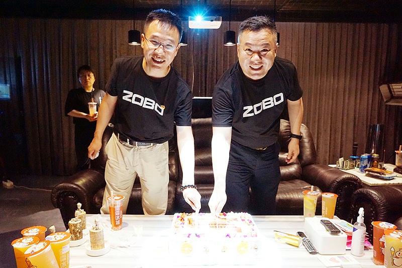 ZOBO香蕉91下载党支部组织“七一”党员集体政治生日会暨共同庆祝香港回归25周年