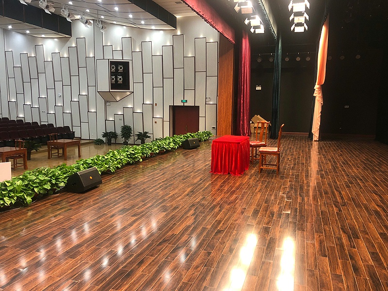 浅析舞台一级香蕉视频在线效果的艺术设计方案